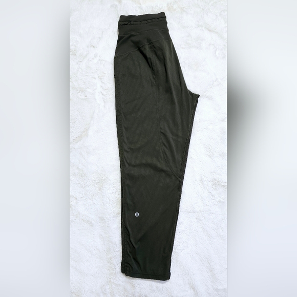 Lululemon Dance Studio Crop II *Unlined 20" Dark Olive. Size 6 - Picture 11 of 16